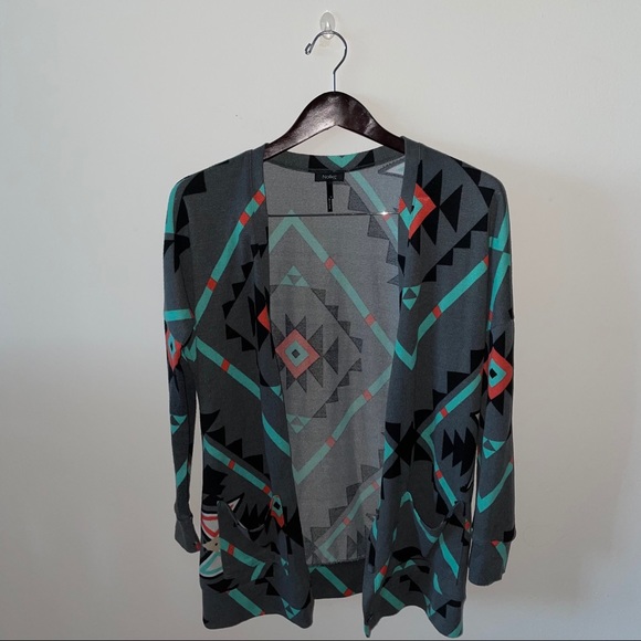 Nollie Geometric Print Button Cardigan - Picture 1 of 4